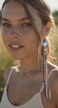 Load image into Gallery viewer, Aura Feathers earrings- mini vortex - silver