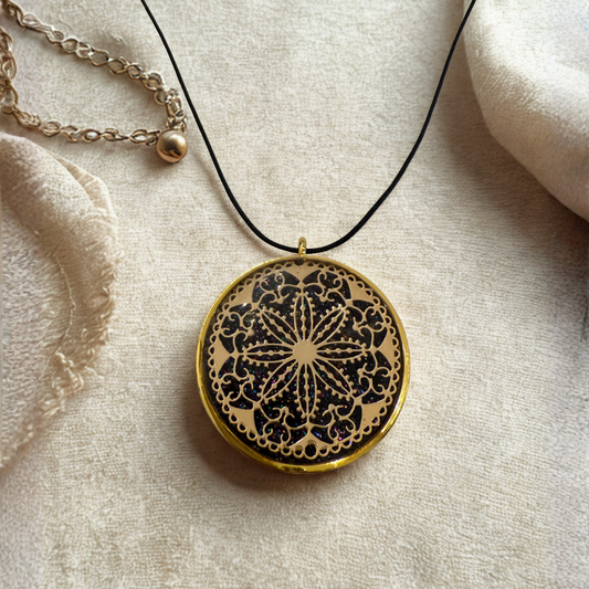 Xina Orgonite necklace - Large